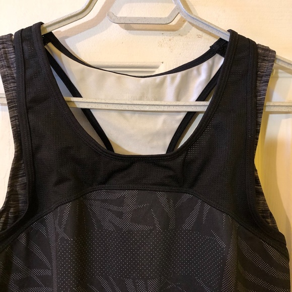 Yoga Top! - Picture 5 of 5
